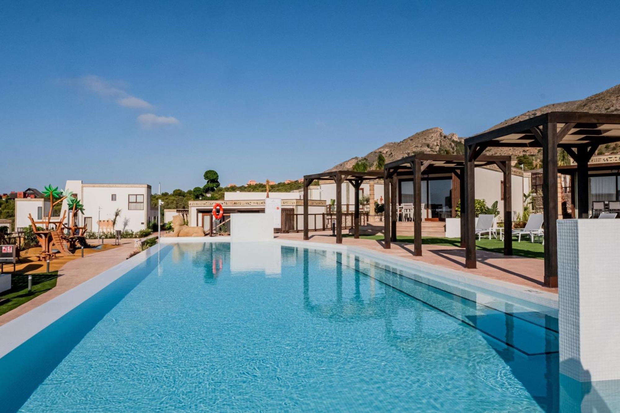 Four Points By Sheraton Costa Blanca Villas Benidorm Exterior photo