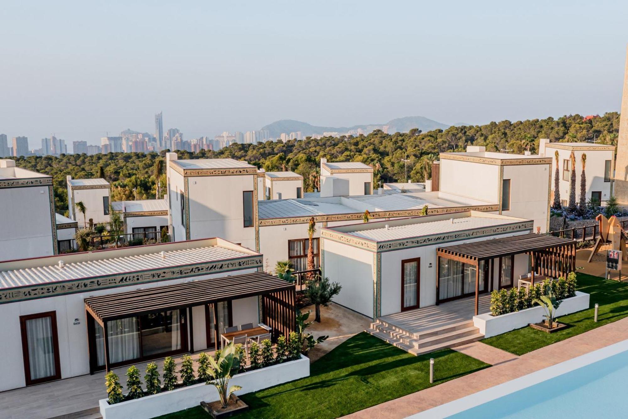 Four Points By Sheraton Costa Blanca Villas Benidorm Exterior photo
